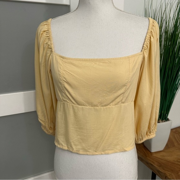 Shore Babydoll Cropped Top Lace Up Back SZ Medium Yellow NWT Retail - $98.00 - Picture 1 of 6